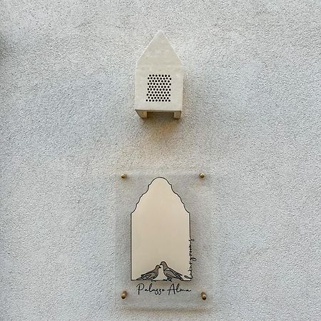 Palazzo Alma Luxury Rooms Casarano Exterior foto